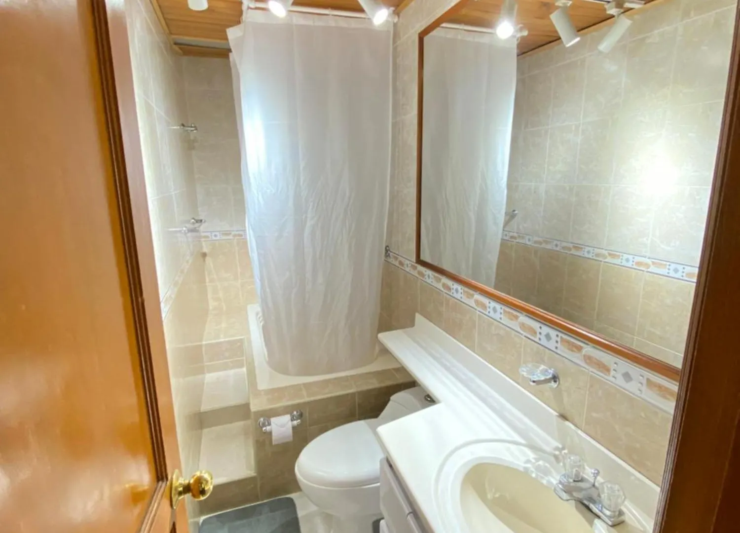 Unico Penthouse En Unicentro Norte De Bogota 0*,  Colombia