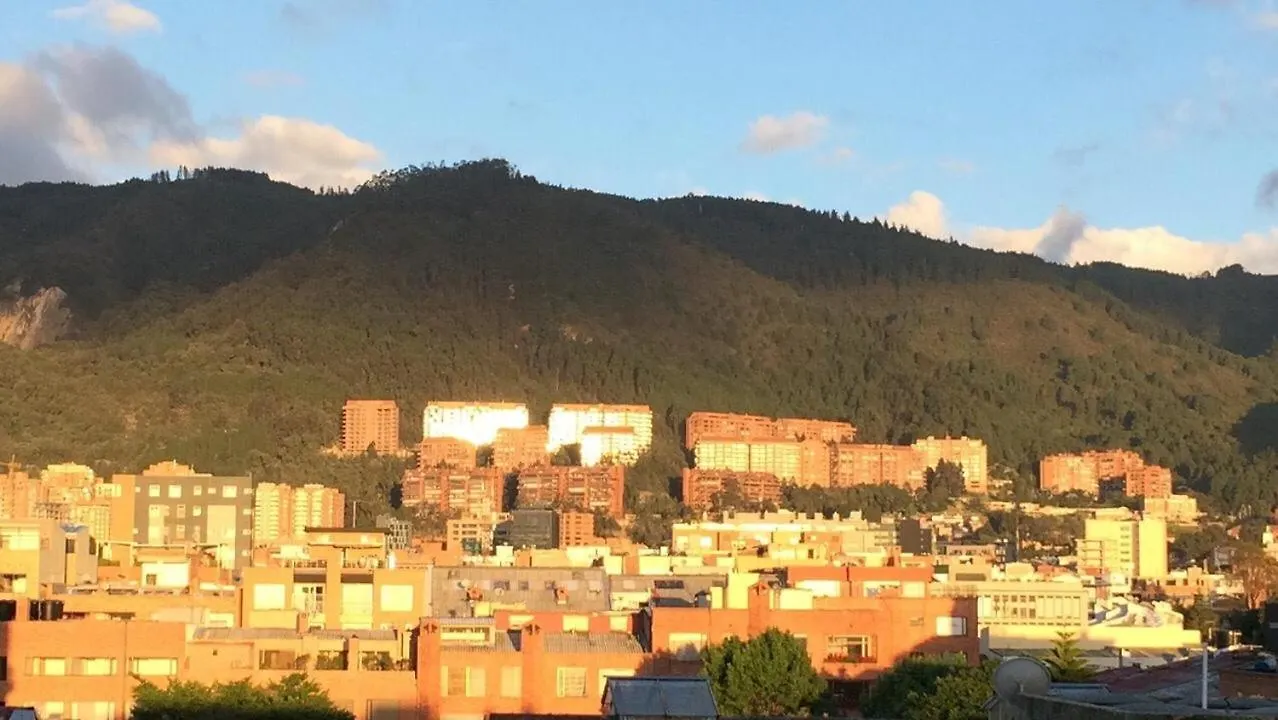 Unico Penthouse En Unicentro Norte De Bogota Colombia